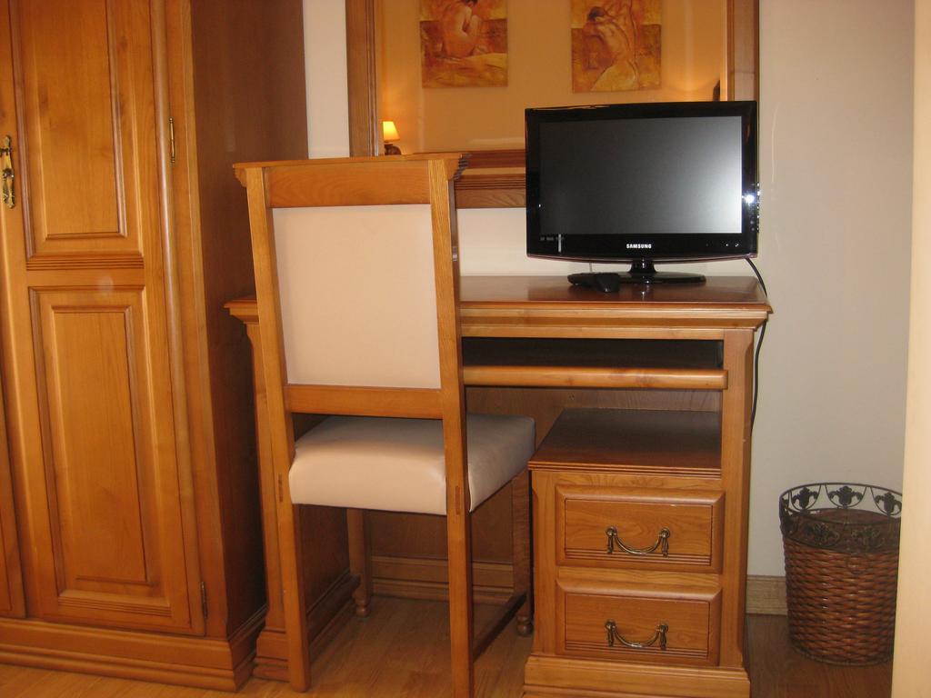 Puerta Del Sol Hotel Ciudad Rodrigo Room photo